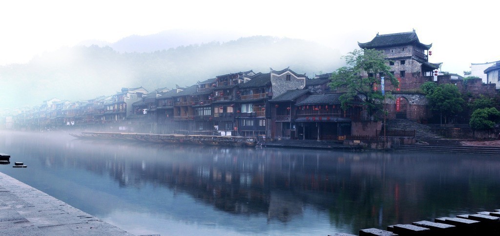 凤凰古城